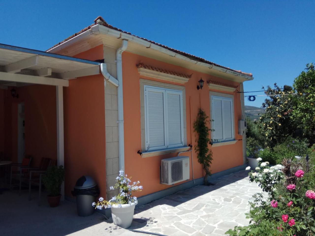 Monte Caputo Holiday House Alykes  Exteriör bild